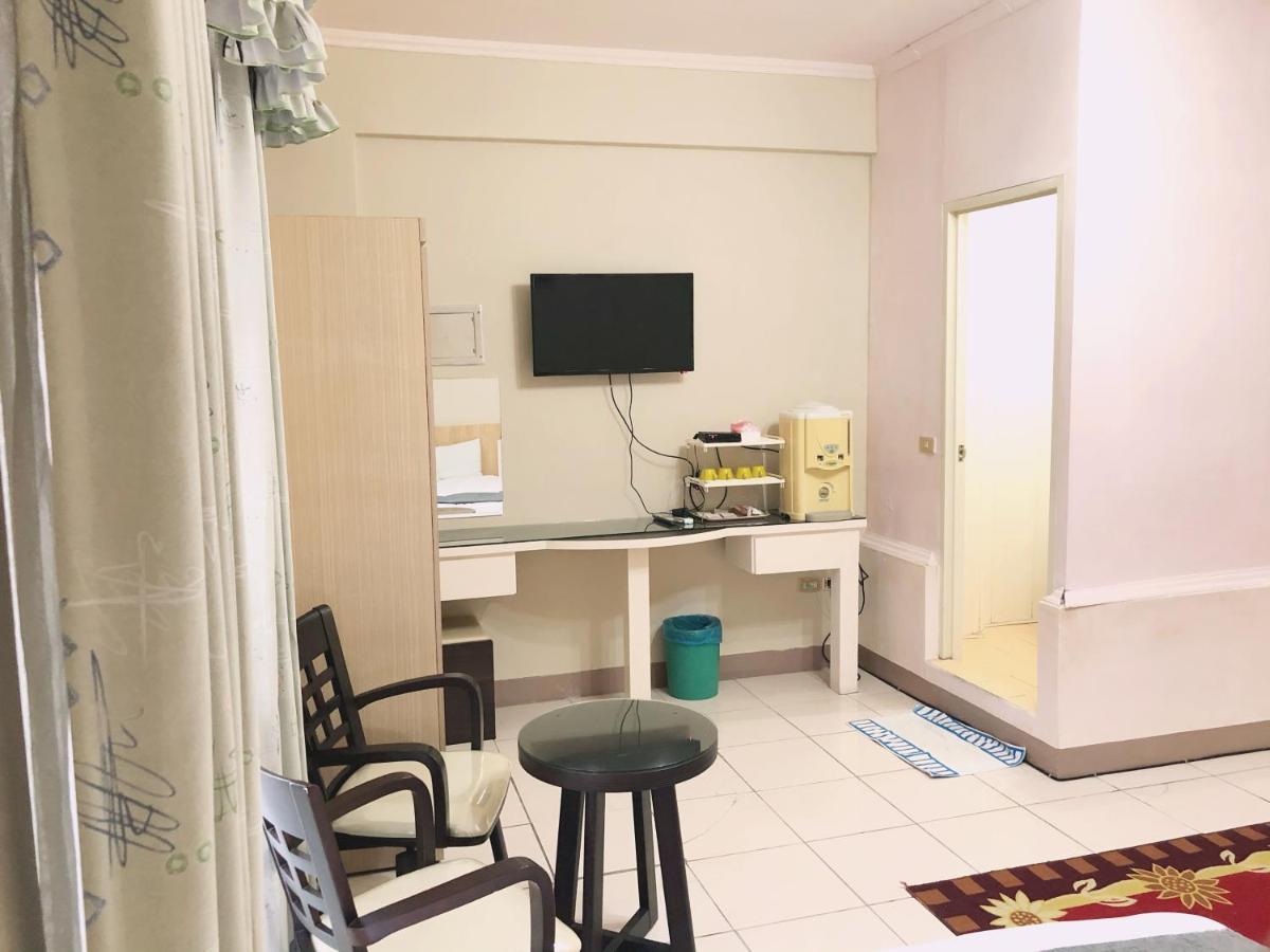 Xin Homestay Luodong Extérieur photo